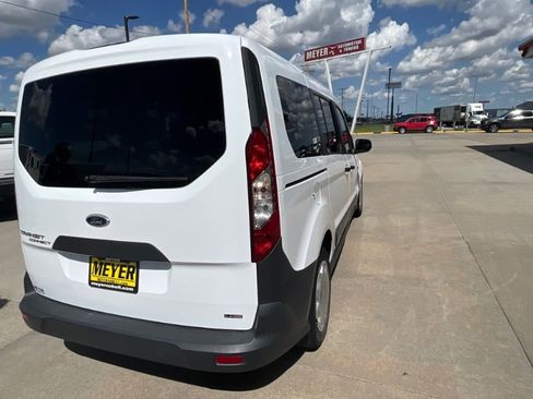 Used 2016 Ford Transit Connect XL FWD image 2