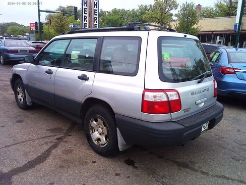 Used 2002 Subaru Forester L AWD/4WD image 6