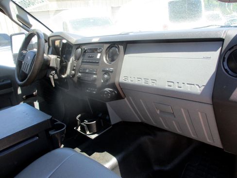 Used 2013 Ford F350 XL image 21