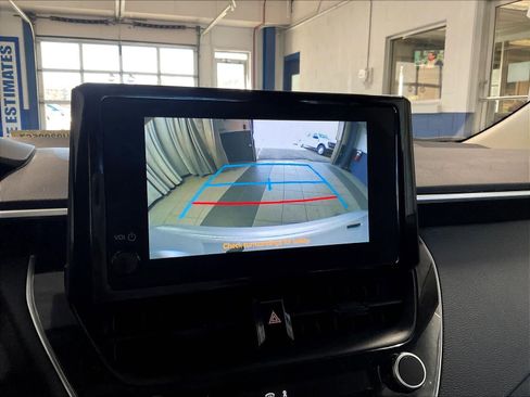 Used 2024 Toyota Corolla LE image 19