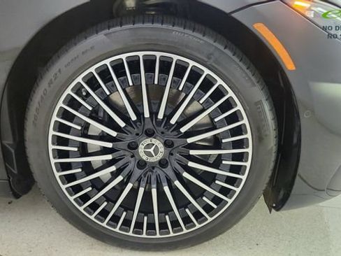 Used 2023 Mercedes-Benz EQS 450+ 4MATIC Sedan image 67