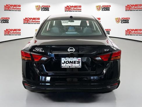 Certified 2024 Nissan Altima 2.5 SV FWD image 14