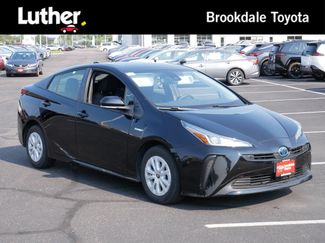 Used 2021 Toyota Prius LE FWD video 1