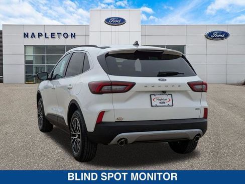 New 2025 Ford Escape SE image 40