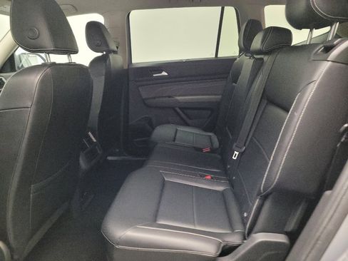 Used 2022 Volkswagen Atlas SE FWD image 18