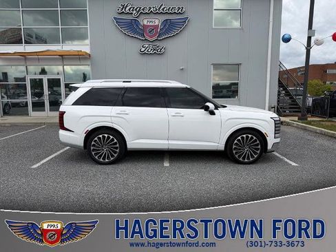 Used 2026 Hyundai Palisade Calligraphy AWD/4WD image 1