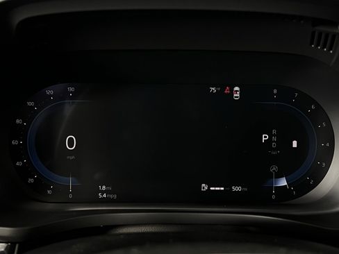 Used 2025 Volvo XC60 B5 Plus image 15