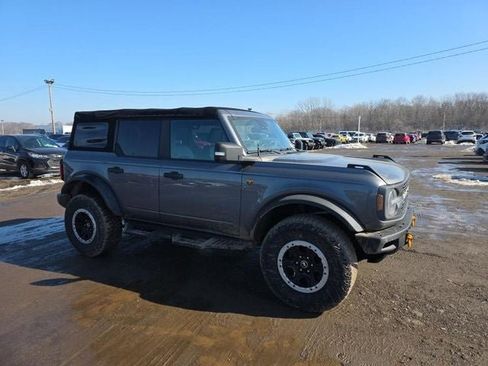 Used 2021 Ford Bronco Badlands image 4