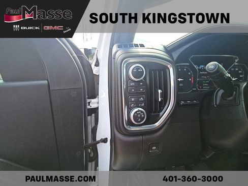 Used 2020 GMC Sierra 2500 AT4 w/ AT4 Premium Package image 13