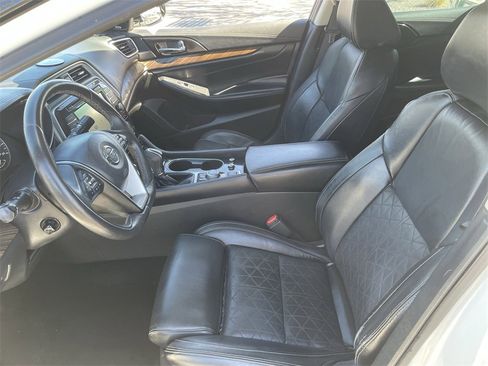 Used 2017 Nissan Maxima Platinum image 19