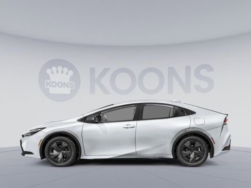 New 2026 Toyota Prius LE FWD image 4