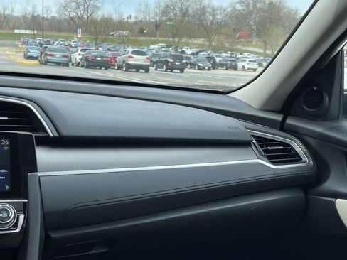 Used 2017 Honda Civic EX image 25