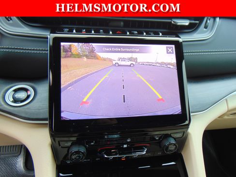 New 2025 Jeep Grand Cherokee Limited RWD image 29