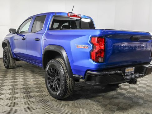 Used 2024 Chevrolet Colorado Trail Boss w/ Technology Package image 18