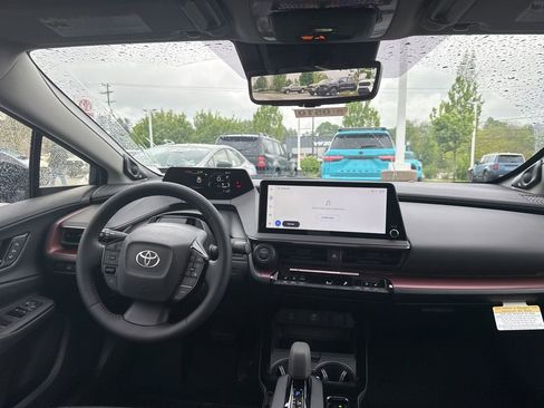 New 2026 Toyota Prius Plug-In Hybrid FWD image 13