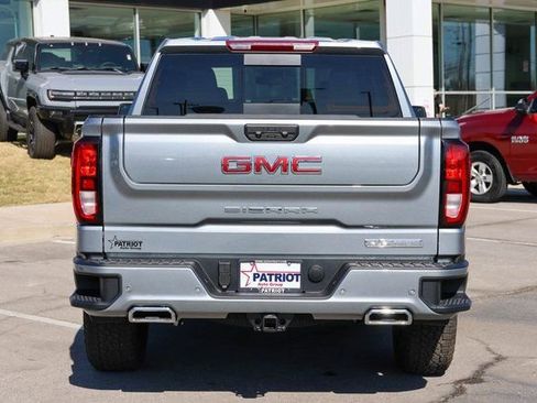 New 2026 GMC Sierra 1500 Elevation w/ Elevation Premium Package image 4