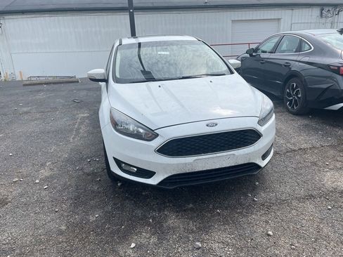 Used 2018 Ford Focus SEL w/ Cold Weather Package image 2