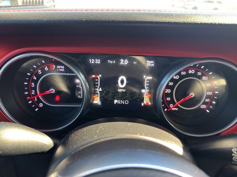 Used 2018 Jeep Wrangler Unlimited Rubicon image 12