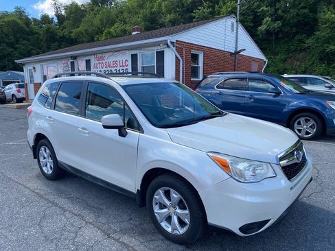 Used 2015 Subaru Forester 2.5i Premium w/ Popular Package #1 AWD/4WD image 3