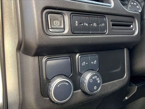 Used 2021 Chevrolet Tahoe LS RWD image 35