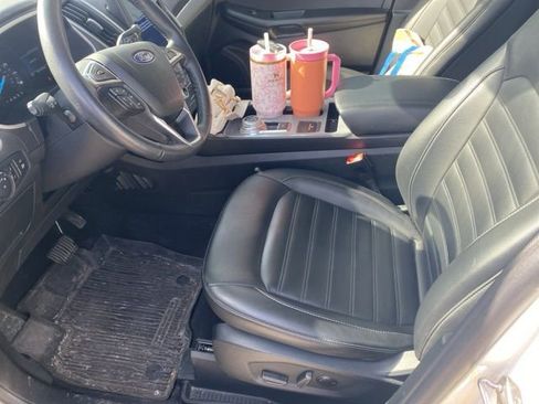 Used 2021 Ford Edge SEL w/ Convenience Package image 10