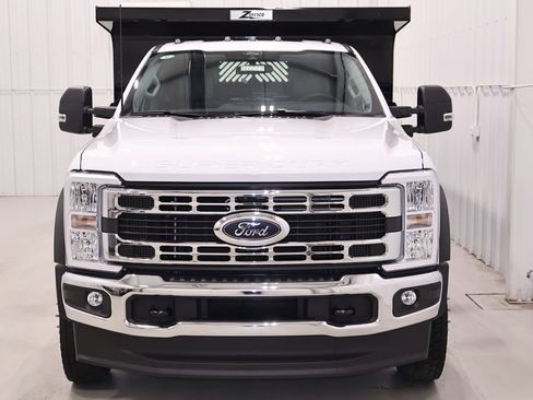 New 2026 Ford F550 4x4 Regular Cab Super Duty image 4