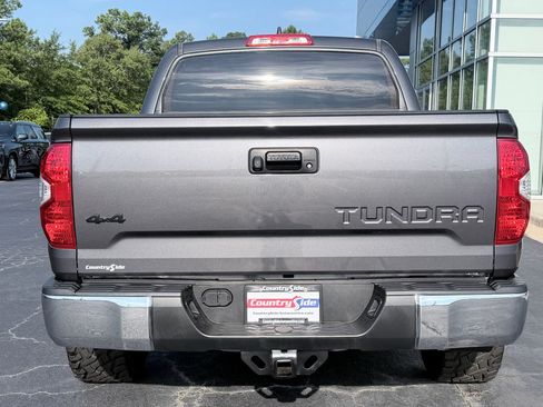 Used 2021 Toyota Tundra SR5 w/ SR5 Upgrade Package AWD/4WD image 8