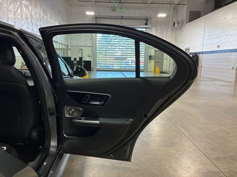 Used 2024 Mercedes-Benz C 300 4MATIC Sedan image 29