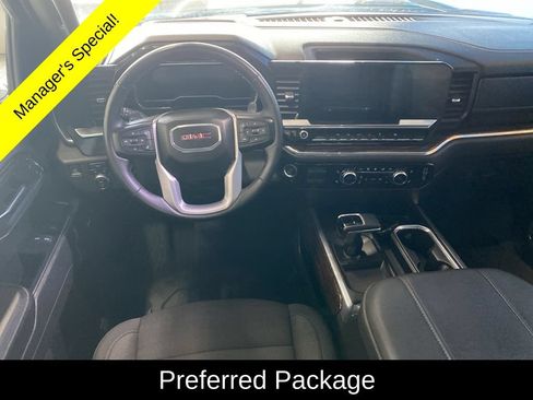 Used 2024 GMC Sierra 1500 Elevation w/ Preferred Package AWD/4WD image 5