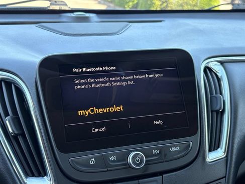 Used 2024 Chevrolet Malibu LT FWD image 15