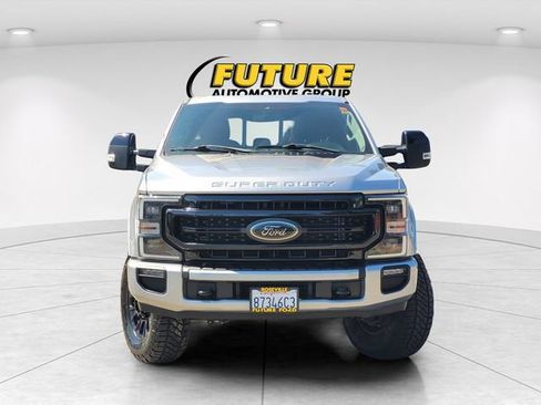 Used 2020 Ford F350 Lariat AWD/4WD image 2