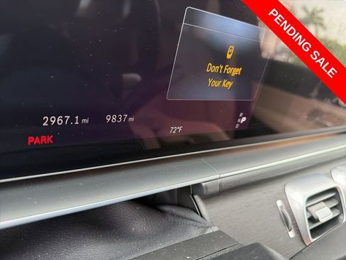 Used 2025 Mercedes-Benz GLE 350 4MATIC image 2