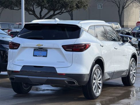 Certified 2023 Chevrolet Blazer Premier w/ Driver Confidence II Package image 4