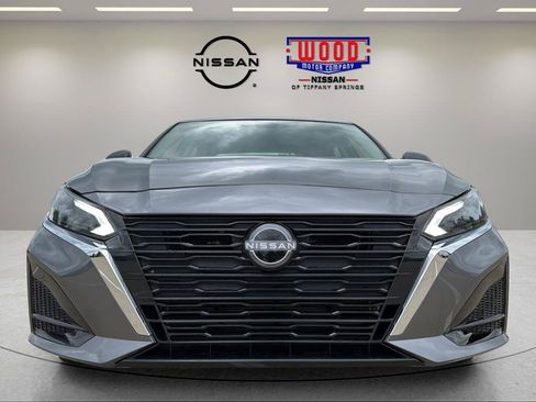 Certified 2025 Nissan Altima 2.5 SV FWD image 6
