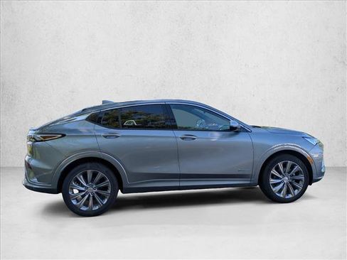Used 2026 Buick Envista Avenir FWD image 4