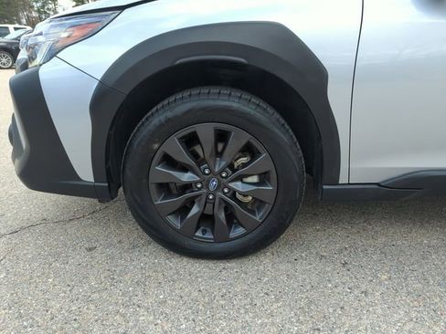 Used 2025 Subaru Outback Onyx Edition AWD/4WD image 29
