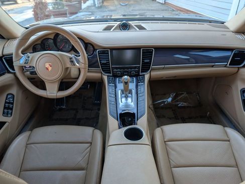 Used 2014 Porsche Panamera 4 image 14