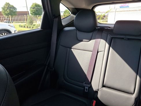 Used 2025 Hyundai Tucson SEL image 12