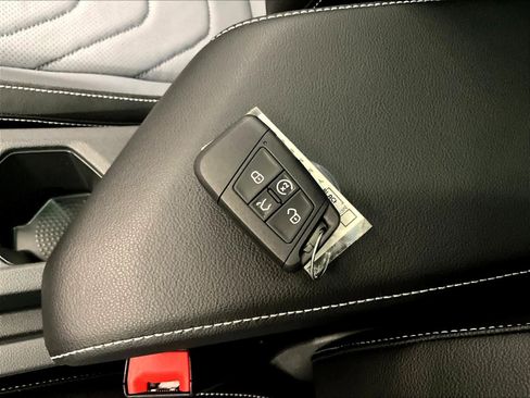 New 2026 Volkswagen Jetta SEL image 34