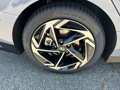 New 2026 Hyundai Sonata SEL FWD image 18