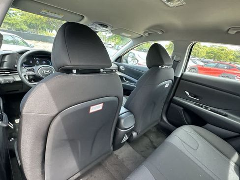 New 2026 Hyundai Elantra SE FWD image 14