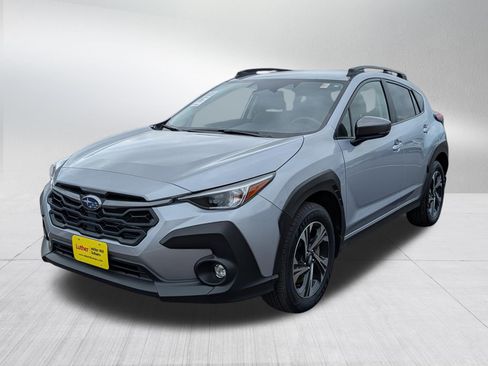 Used 2024 Subaru Crosstrek 2.0i Premium AWD/4WD image 3