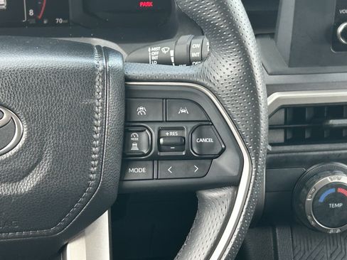 Certified 2026 Toyota 4Runner SR5 AWD/4WD image 24