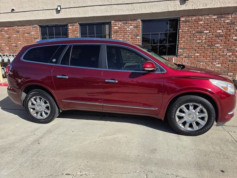 Used 2015 Buick Enclave Premium image 7