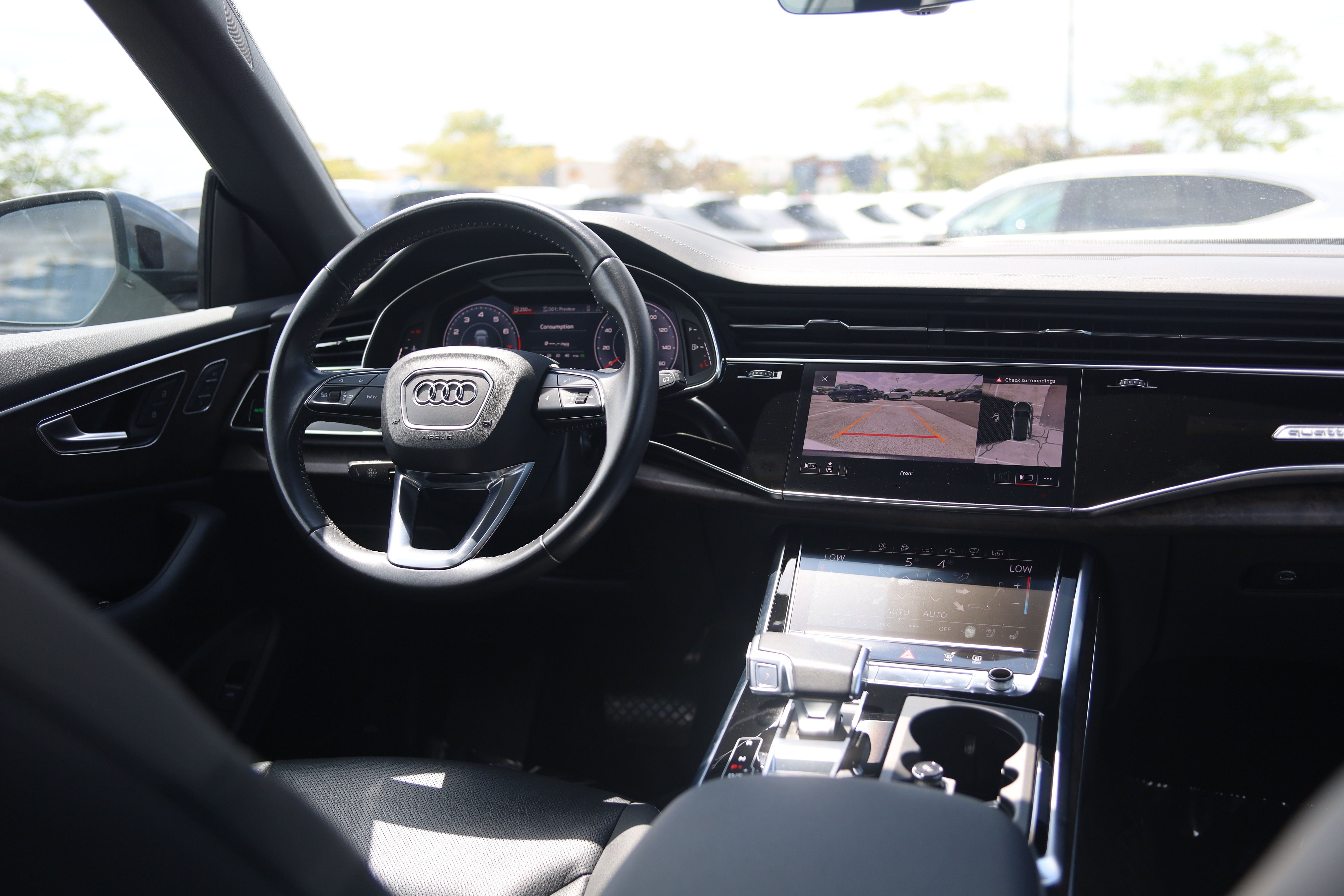 Used 2020 Audi Q8 Prestige w/ Prestige Package AWD/4WD image 36