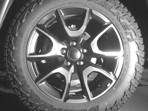 Used 2025 Jeep Compass Trailhawk AWD/4WD image 14