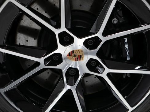 New 2026 Porsche 911 Carrera 4S image 11