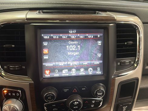 Used 2017 RAM 1500 Laramie w/ Convenience Group AWD/4WD image 22