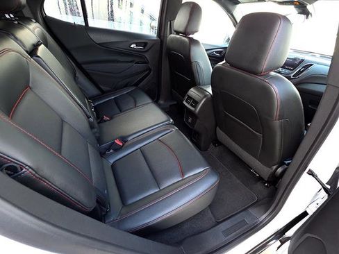 Used 2023 Chevrolet Equinox RS w/ RS Leather Package FWD image 11