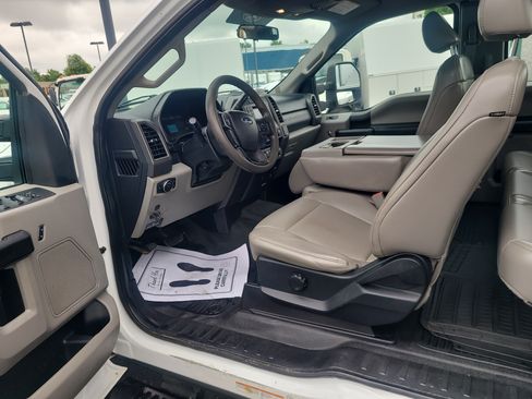 Used 2017 Ford F450 XL AWD/4WD image 18